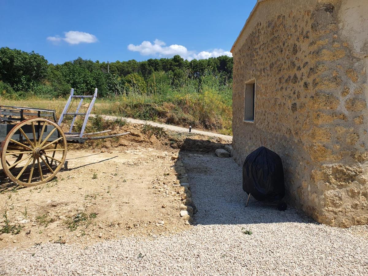 Bastide Bellugue Maison D'Hotes Reseau Bienvenue A La Ferme A 3 Minutes De Lourmarin Bed & Breakfast Cadenet Bagian luar foto