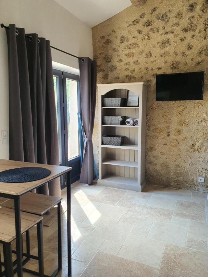 Bastide Bellugue Maison D'Hotes Reseau Bienvenue A La Ferme A 3 Minutes De Lourmarin Cadenet Bagian luar foto